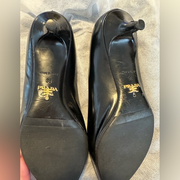 PRADA Safiano leather pointy toe black kitten heel sz 36 - Picture 10 of 10